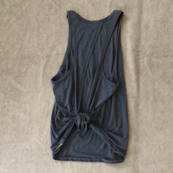 Gap GapFIT Breathe Blue Open Back Workout Tank XS - Picture 3 of 4